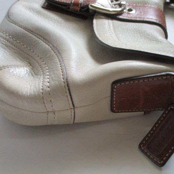 *COACH Beige and Brown Leather Hampton Hobo Shoulder Bag - Picture 12 of 12